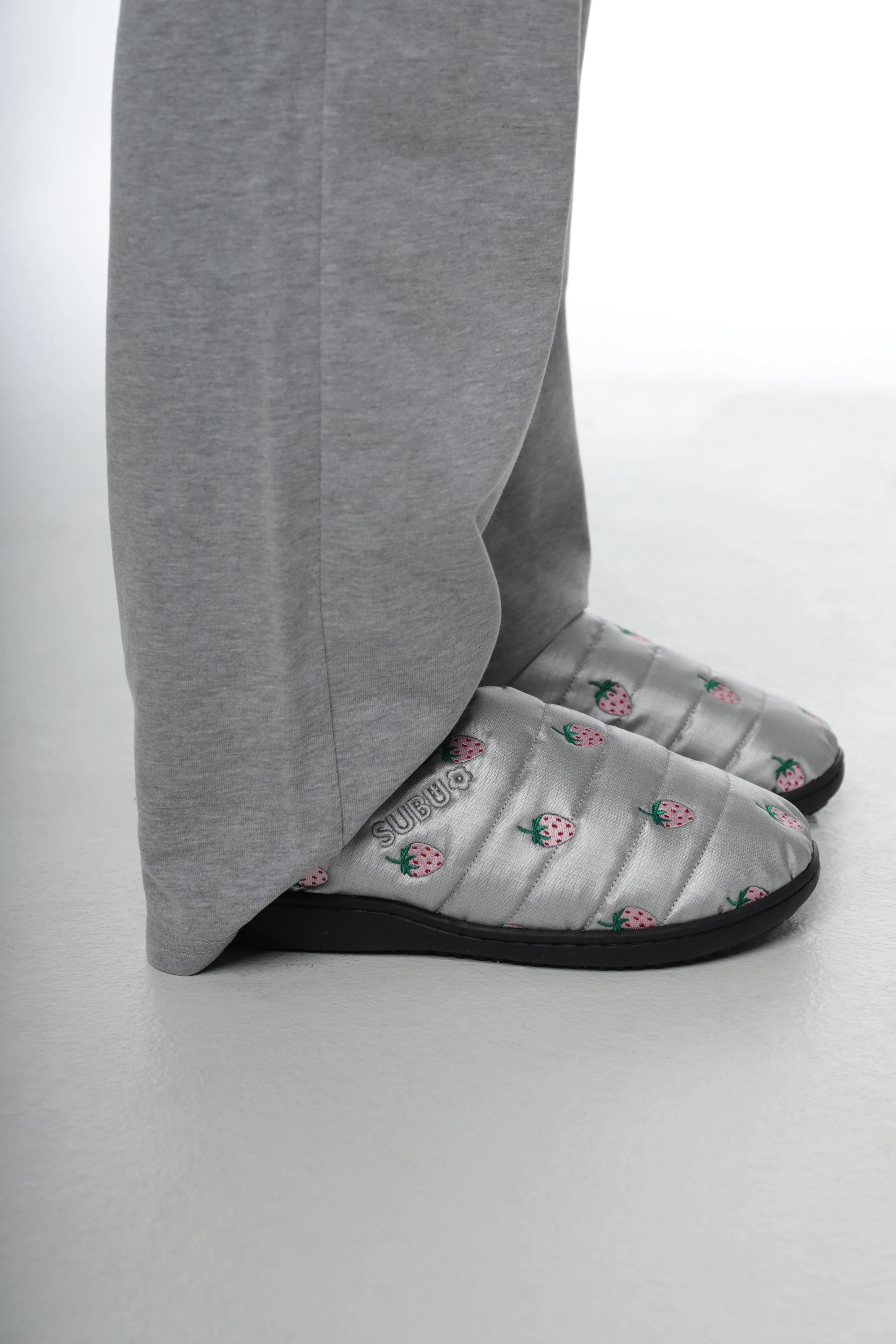 SANDY LIANG X SUBU SLIPPERS IN CHROME