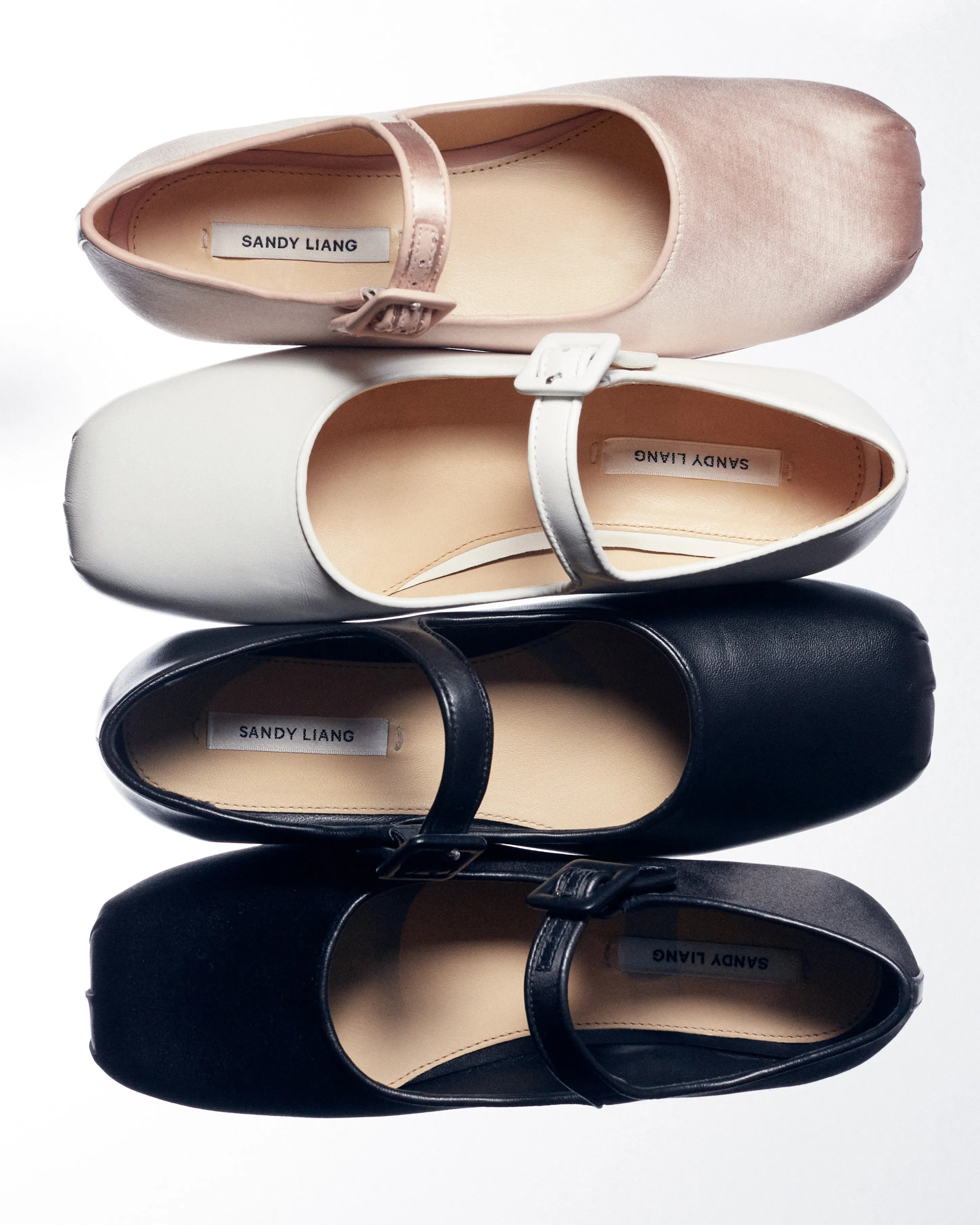 MARY JANE POINTE IN BLACK NAPPA