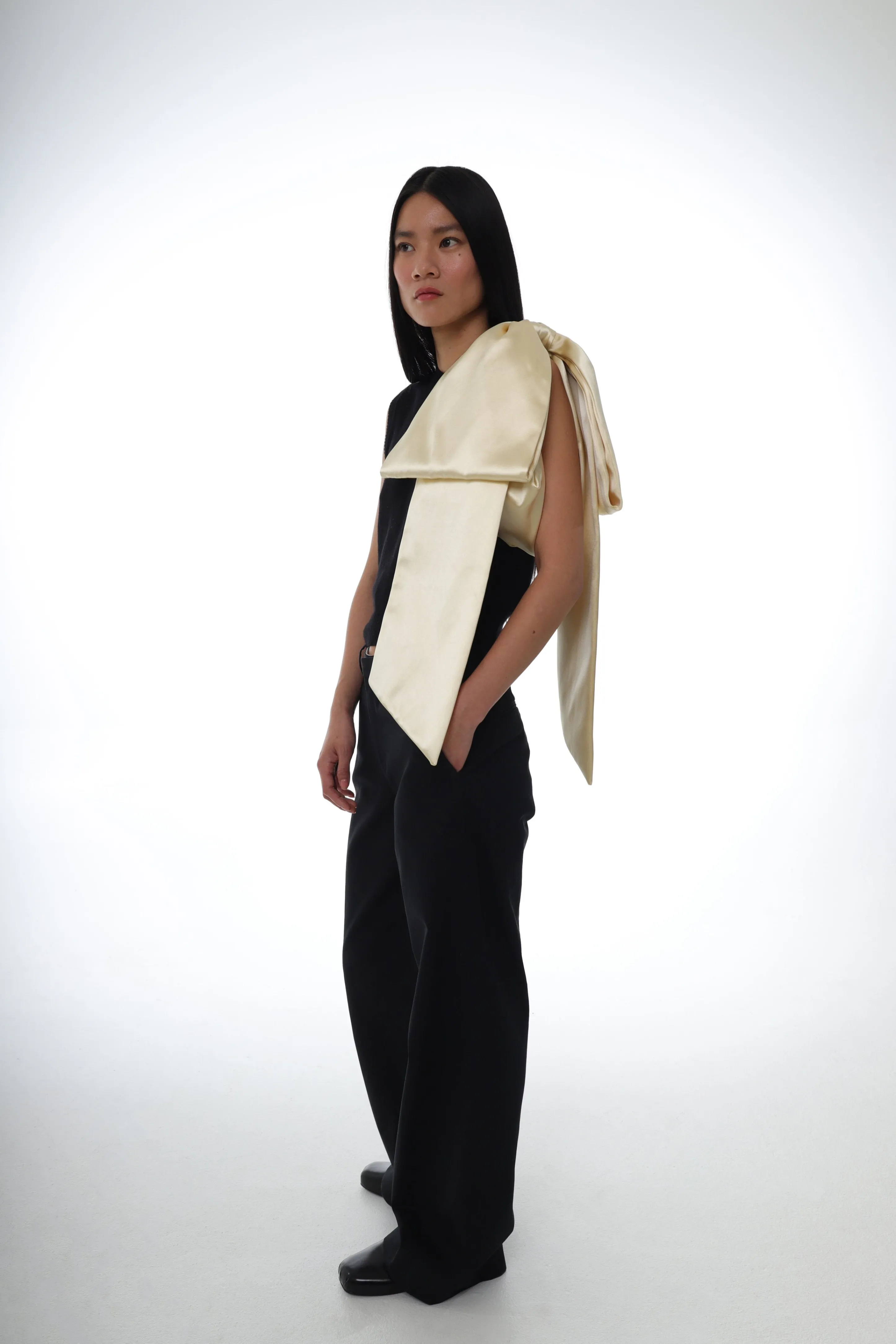 SMALL REGALO BAG IN BUTTER