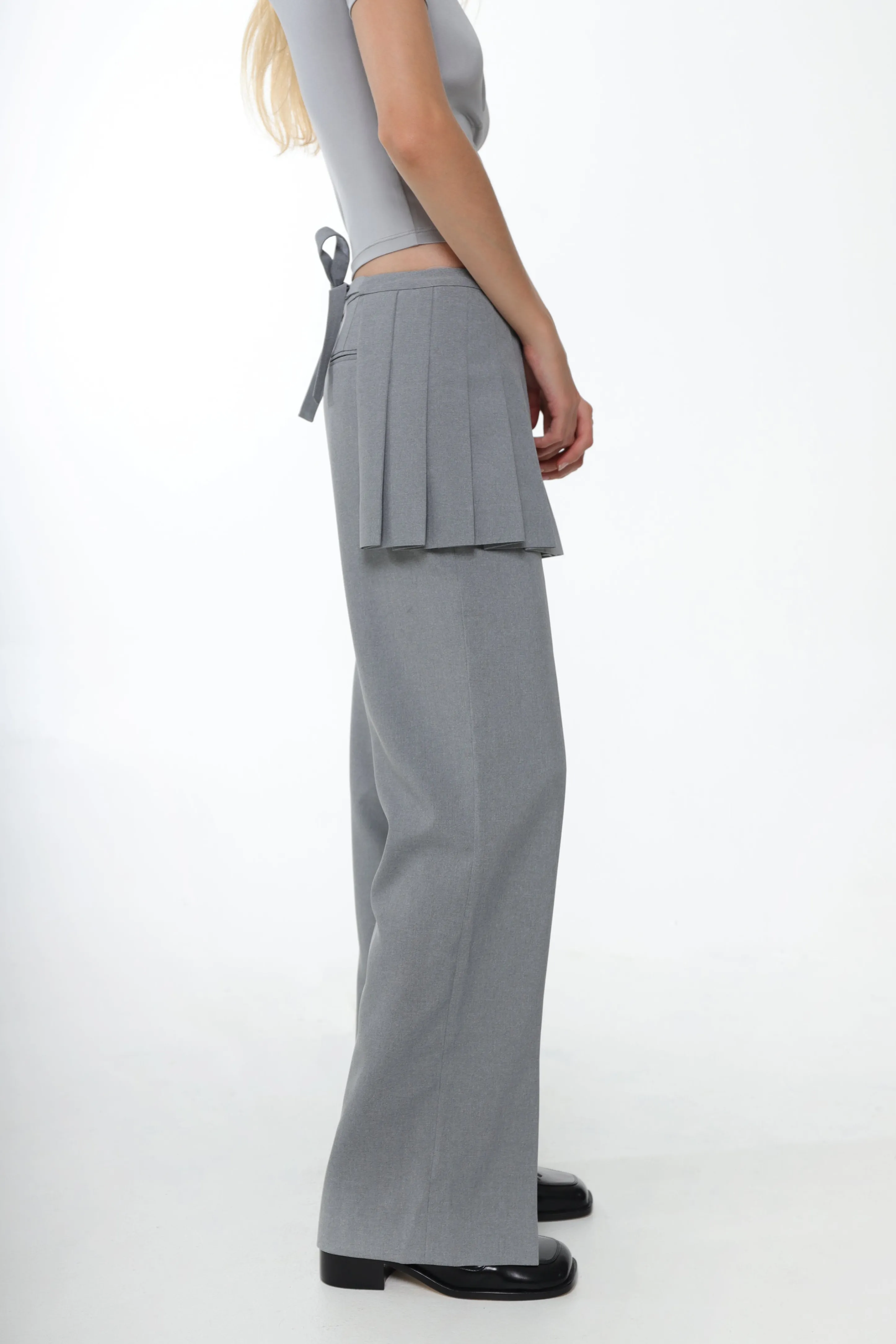LICHI PANT IN GREY